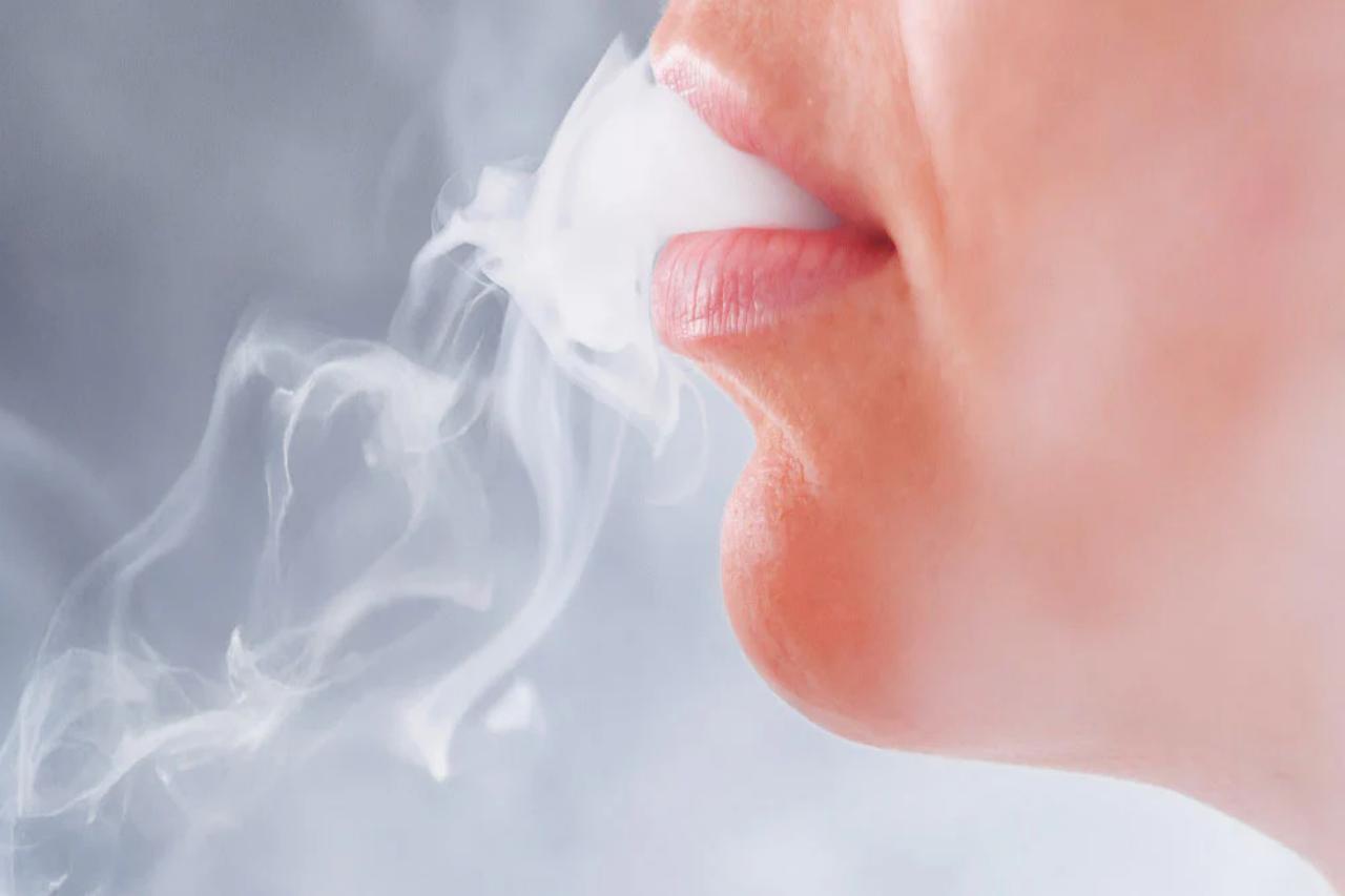 Low-power, low-smoke e-cigarette smoking