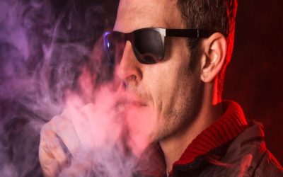 High-powered box mod: Suitable for heavy vapor users